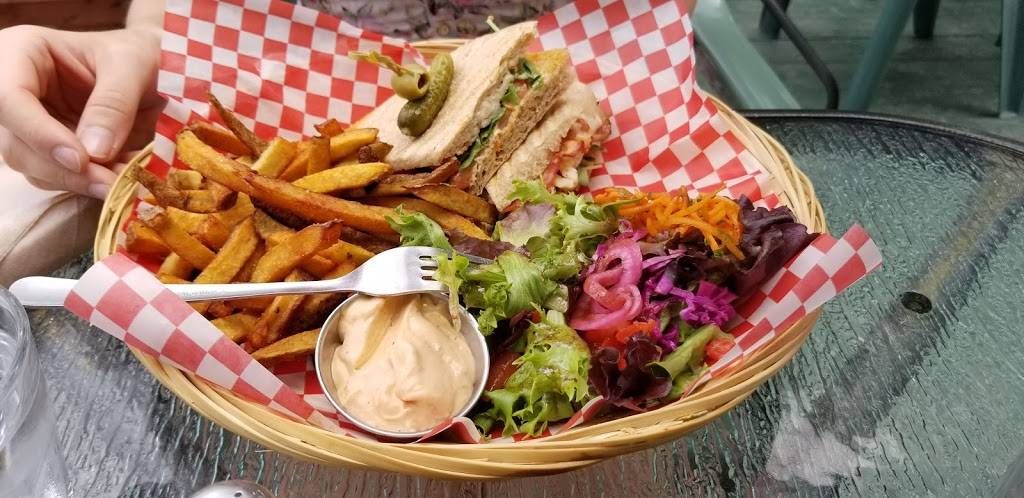 Lépicerie Café Dunham | restaurant | 3650 Rue Principale, Dunham, QC J0E 1M0, Canada | 4502952323 OR +1 450-295-2323