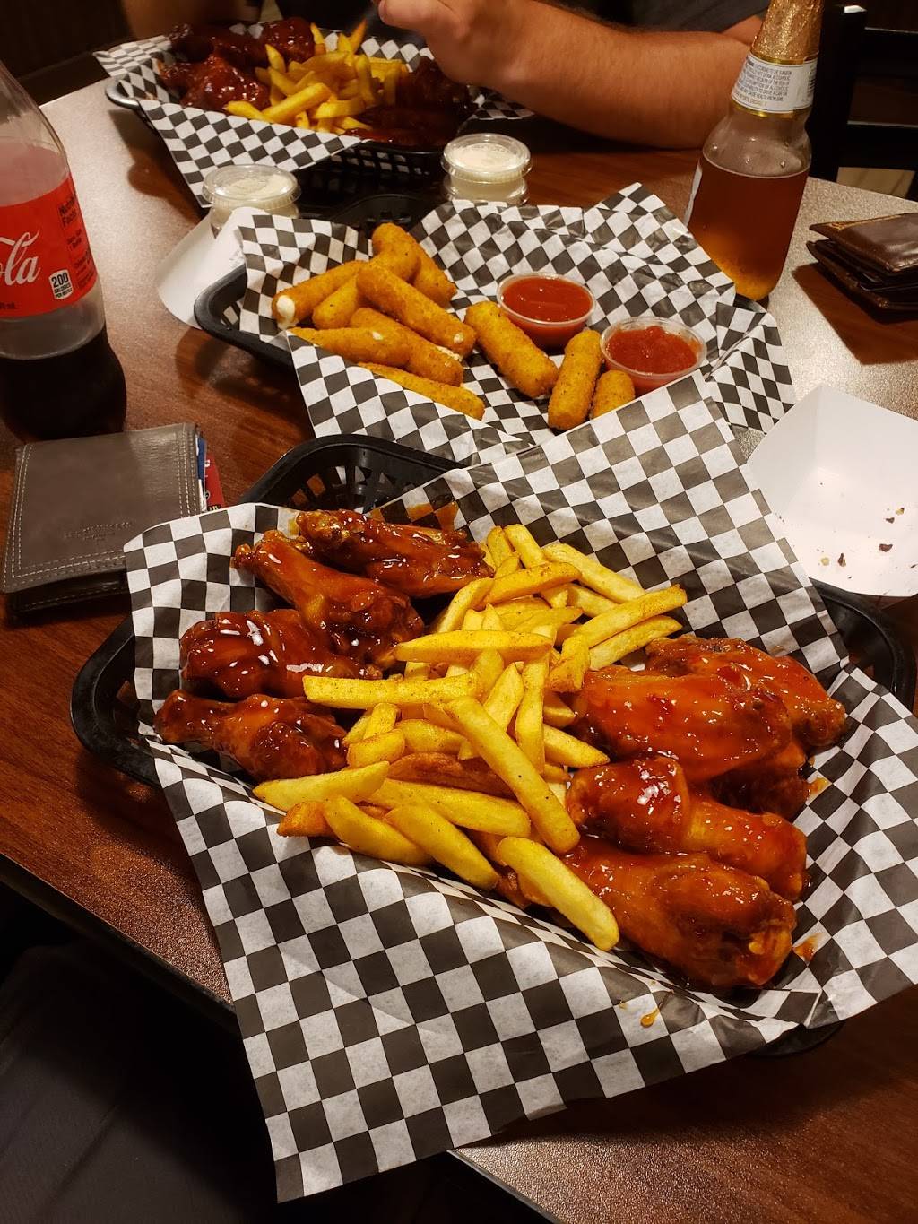 WingMania | meal delivery | 28600 SW 137th Ave, Homestead, FL 33033, USA | 3052451000 OR +1 305-245-1000