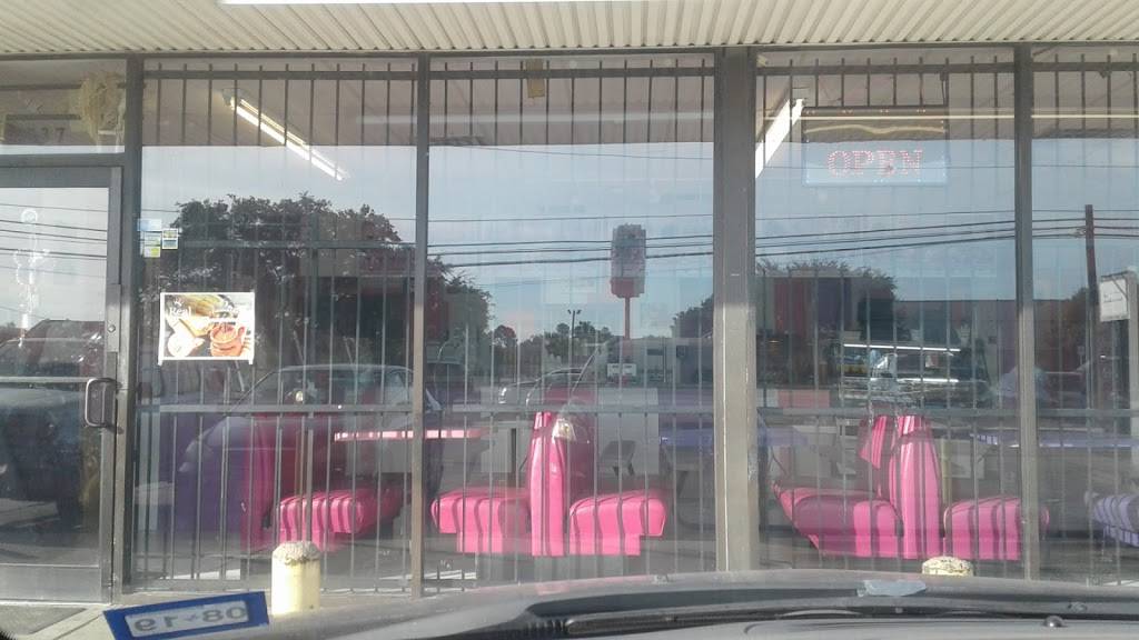 La Real Michoacana | meal takeaway | 4539 Aldine Mail Rte Rd, Houston, TX 77039, USA | 2814427297 OR +1 281-442-7297