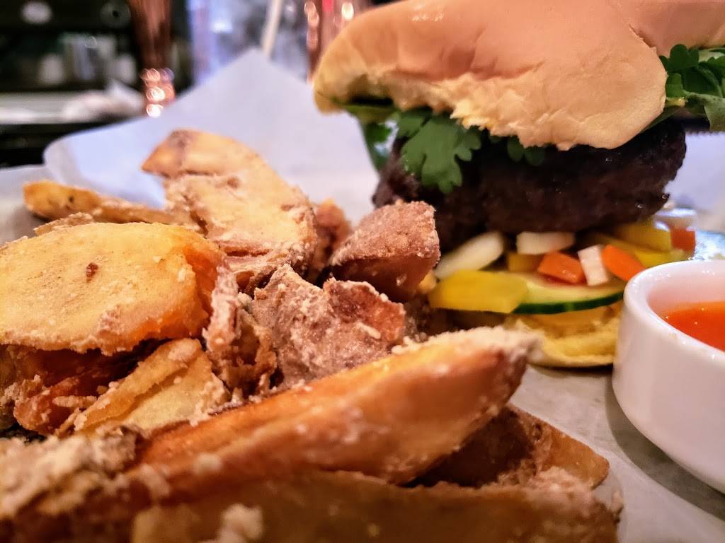 Juniper Hill Restaurant and Bar | cafe | 73 Beaver Ave, Annandale, NJ 08801, USA | 9083358905 OR +1 908-335-8905