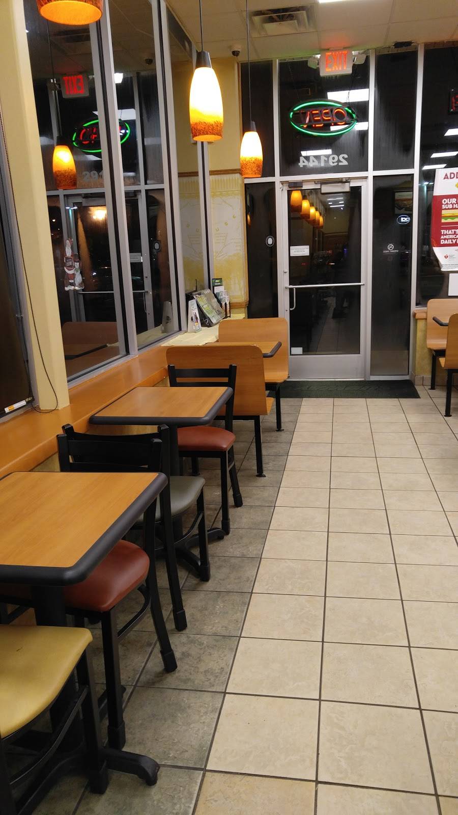 Subway Restaurants | restaurant | 29144 Ryan Rd, Warren, MI 48092, USA | 5865738000 OR +1 586-573-8000