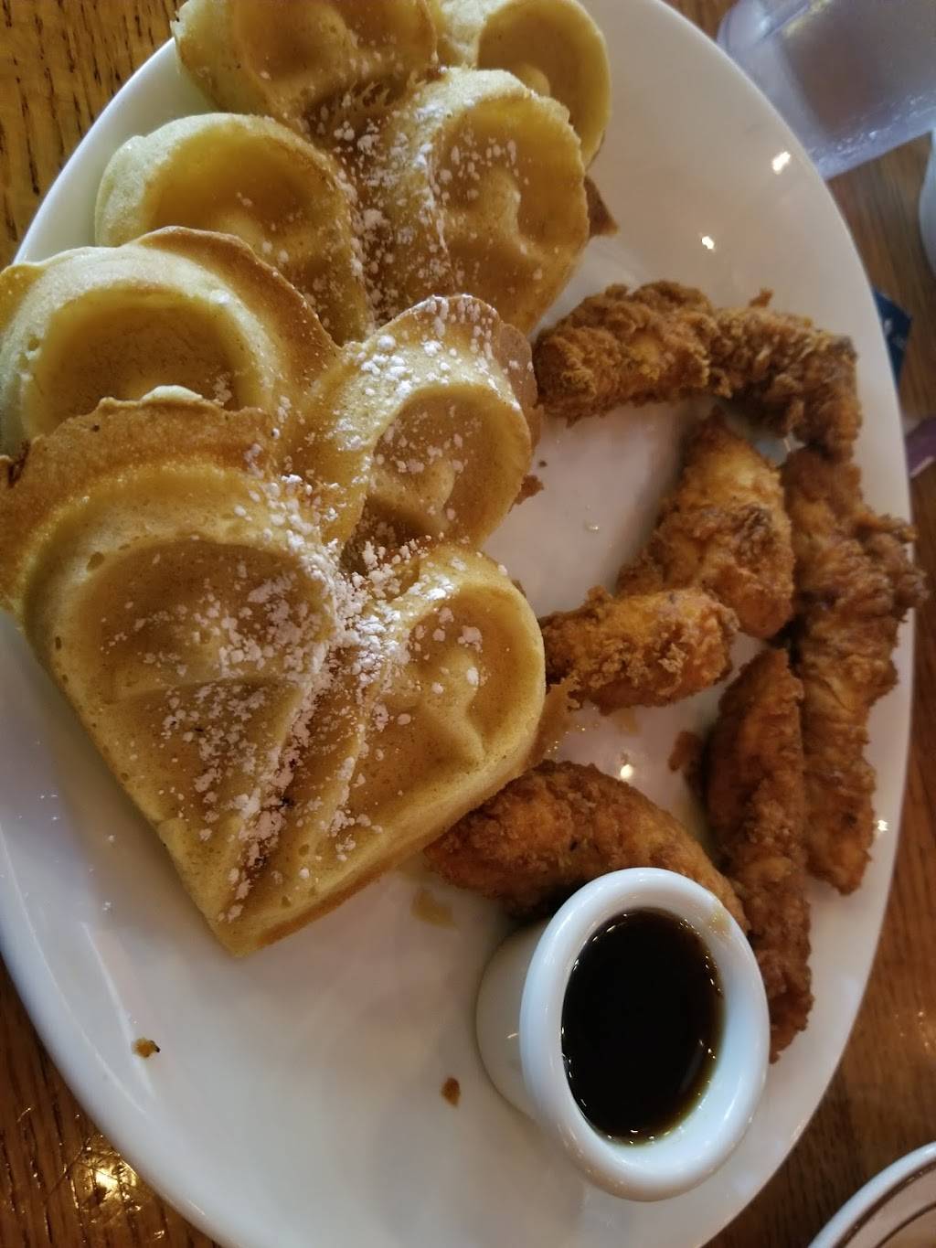 Wishbone Restaurant | meal delivery | 3300 N Lincoln Ave, Chicago, IL 60657, USA | 7735492663 OR +1 773-549-2663