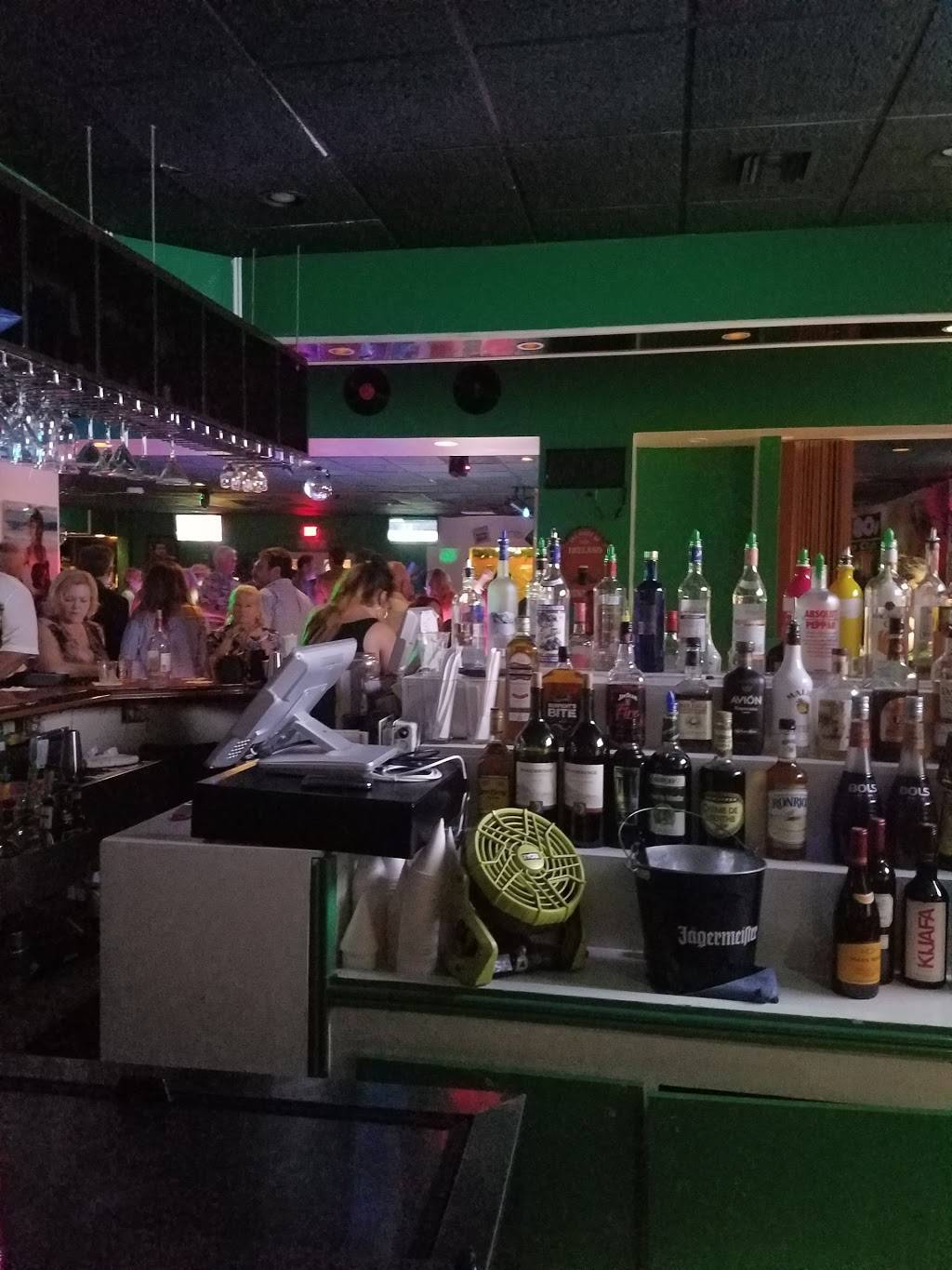 The 80s Disco Club | restaurant | 1121 S Federal Hwy, Dania Beach, FL 33004, USA | 7542222265 OR +1 754-222-2265