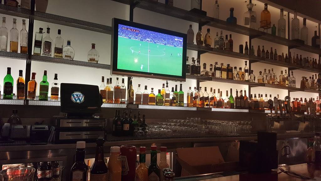 Weiland Brewery Underground | restaurant | 505 S Flower St, Los Angeles, CA 90071, USA | 2136221125 OR +1 213-622-1125