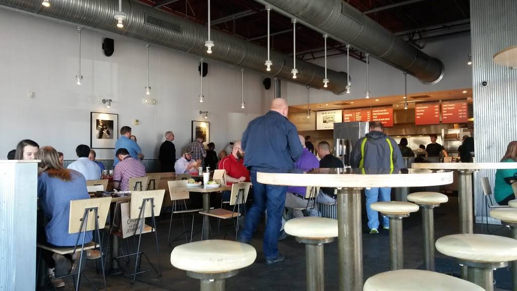 Chipotle Mexican Grill | restaurant | 4402 Montgomery Rd, Norwood, OH 45212, USA | 5133510100 OR +1 513-351-0100