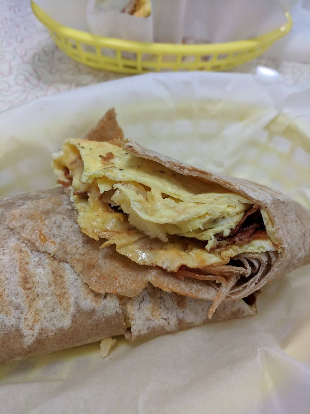 Binghamton Bagel Cafe | bakery | 1209 Anderson Ave, Fort Lee, NJ 07024, USA | 2012243550 OR +1 201-224-3550