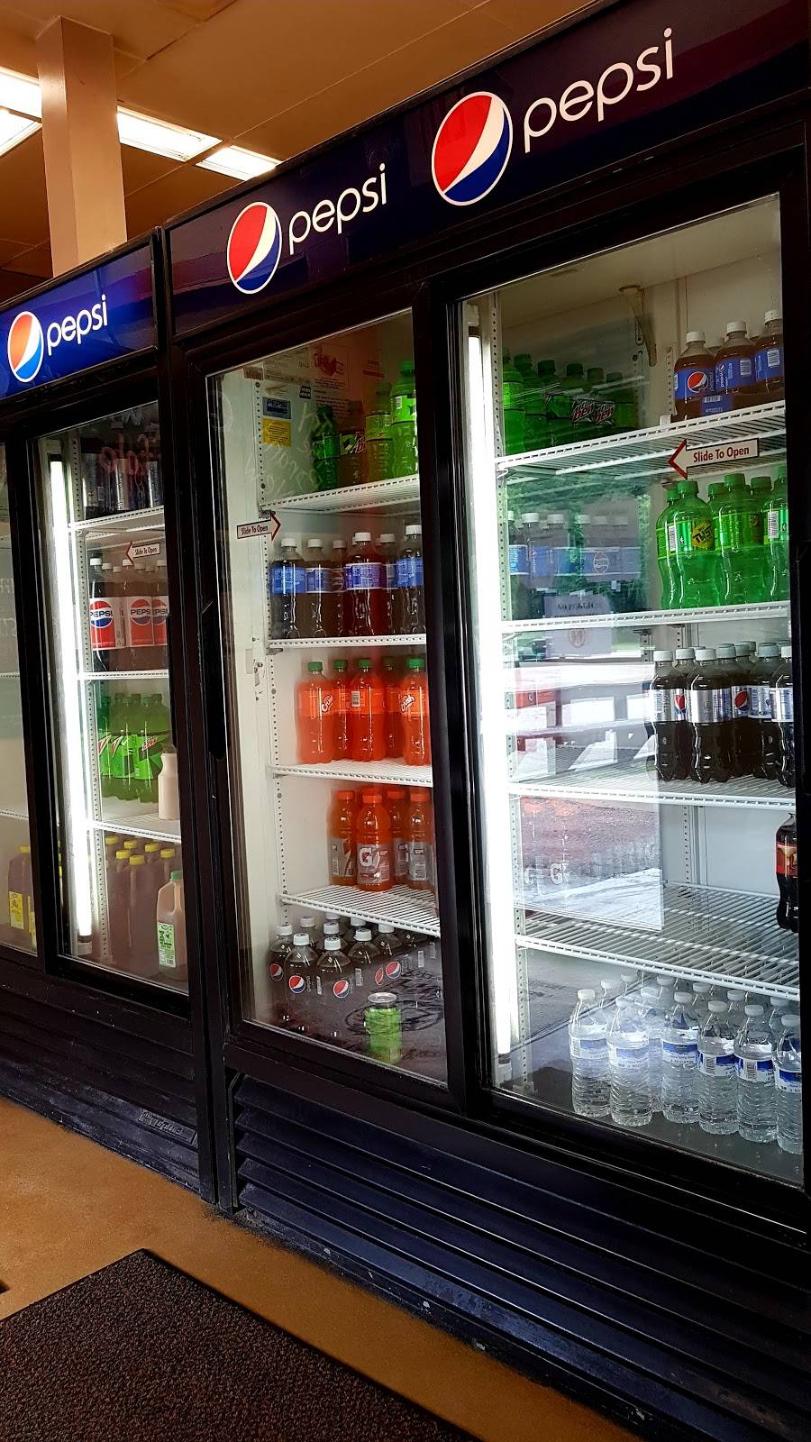 Franks Pizza & Chicken | restaurant | 101 Rochester Rd, Pittsburgh, PA 15229, USA | 4129315040 OR +1 412-931-5040