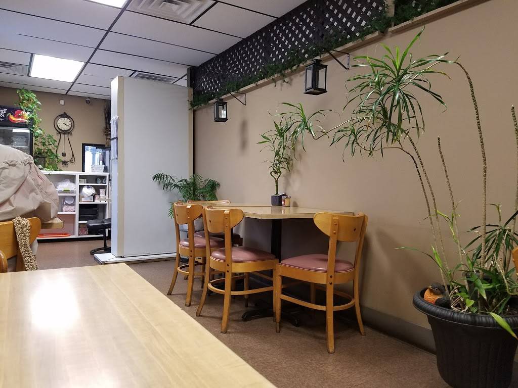 Zois Gyros Corner | restaurant | 1865 Broadway St, Cape Girardeau, MO 63701, USA | 5733391144 OR +1 573-339-1144