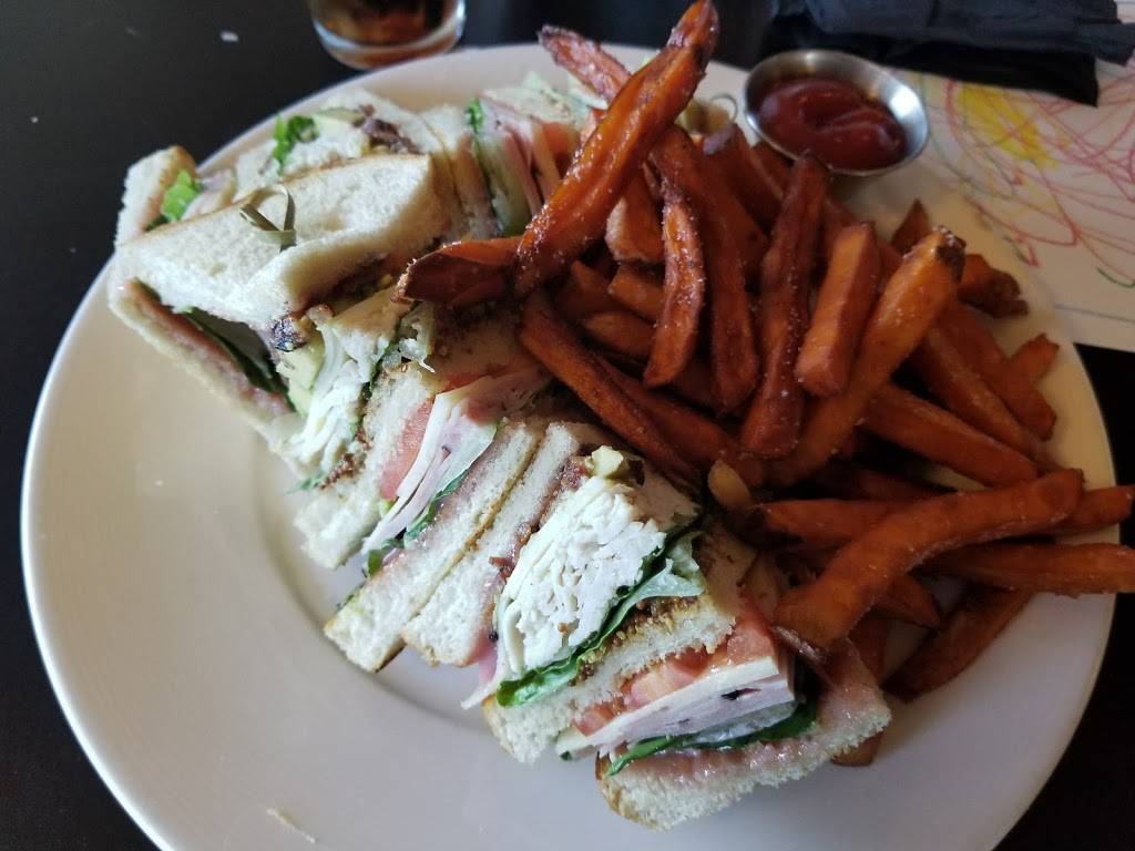 Chambers Bay Grill | restaurant | 6320 Grandview Dr W, University Place, WA 98467, USA | 2534604653 OR +1 253-460-4653