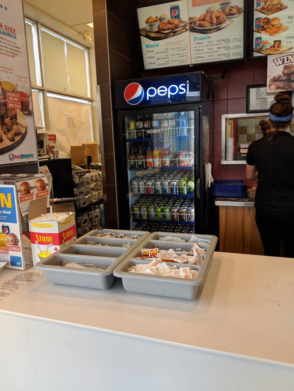 Mary Browns Chicken & Taters | restaurant | 450 Holland St W Unit 1, Bradford, ON L3Z 0G1, Canada | 9055515505 OR +1 905-551-5505