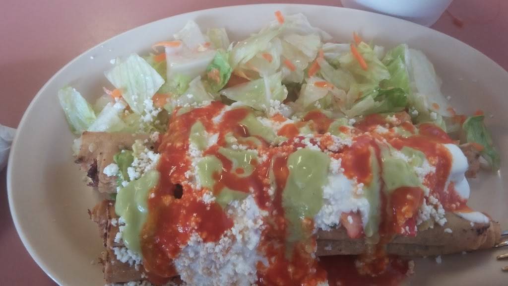 Flautas y Paleteria Tepalca | restaurant | 6994 Doniphan Dr, Canutillo, TX 79835, USA | 9158773358 OR +1 915-877-3358