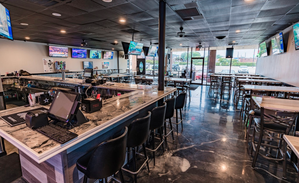 Benders Sports And Spirits | restaurant | 18110 Midway Rd Suite 188, Dallas, TX 75287, USA | 9728072026 OR +1 972-807-2026