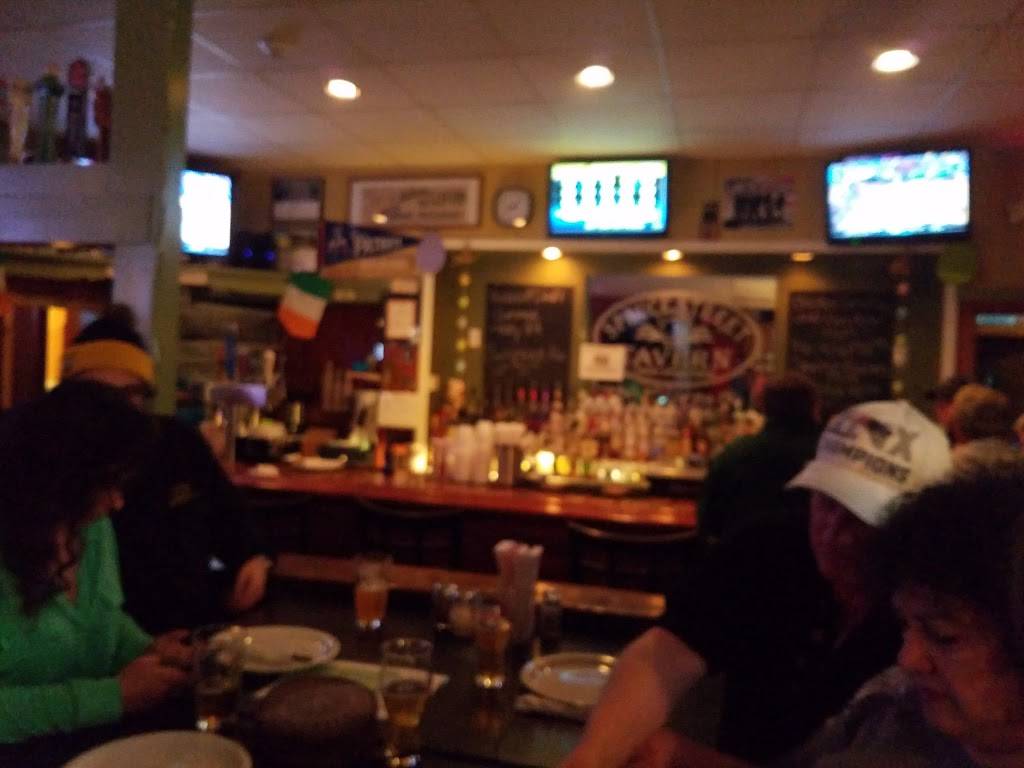 Spruce Street Tavern | restaurant | 68 Spruce St, Clinton, MA 01510, USA | 9783659071 OR +1 978-365-9071