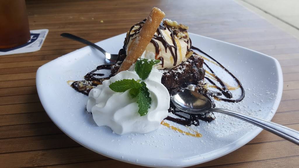 Bostons on the Beach | restaurant | 40 S Ocean Blvd, Delray Beach, FL 33483, USA | 5612783364 OR +1 561-278-3364