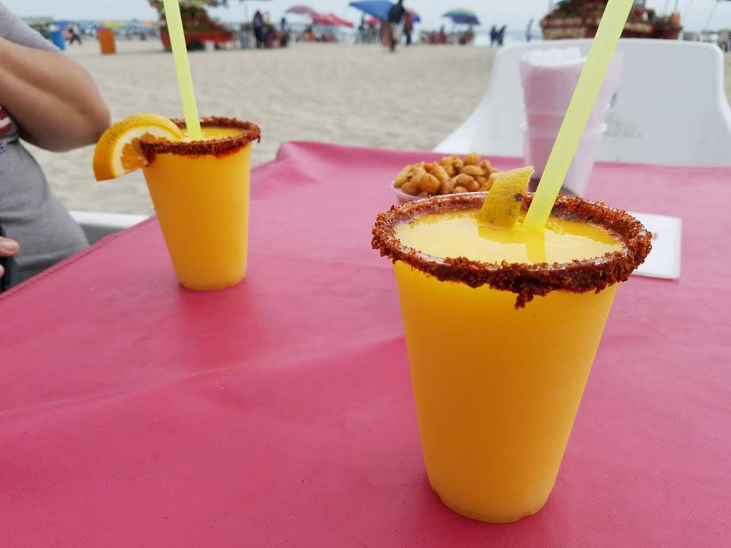 Club Bombay | restaurant | Eucalipto s/n, Playas Rosarito, Centro Playas, 22710 Rosarito, B.C., Mexico | 016611202037 OR +52 661 120 2037