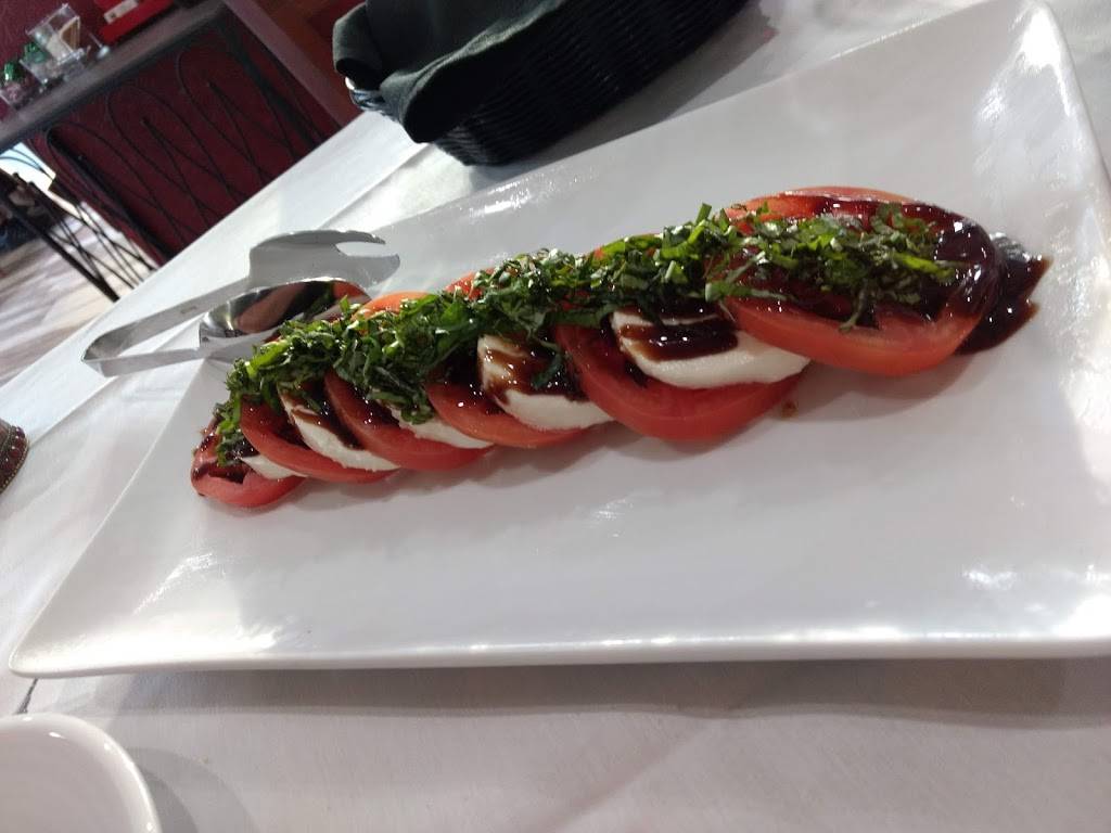 Strumolos | restaurant | 310 S Oak St Ste108, Roanoke, TX 76262, USA | 6822377911 OR +1 682-237-7911