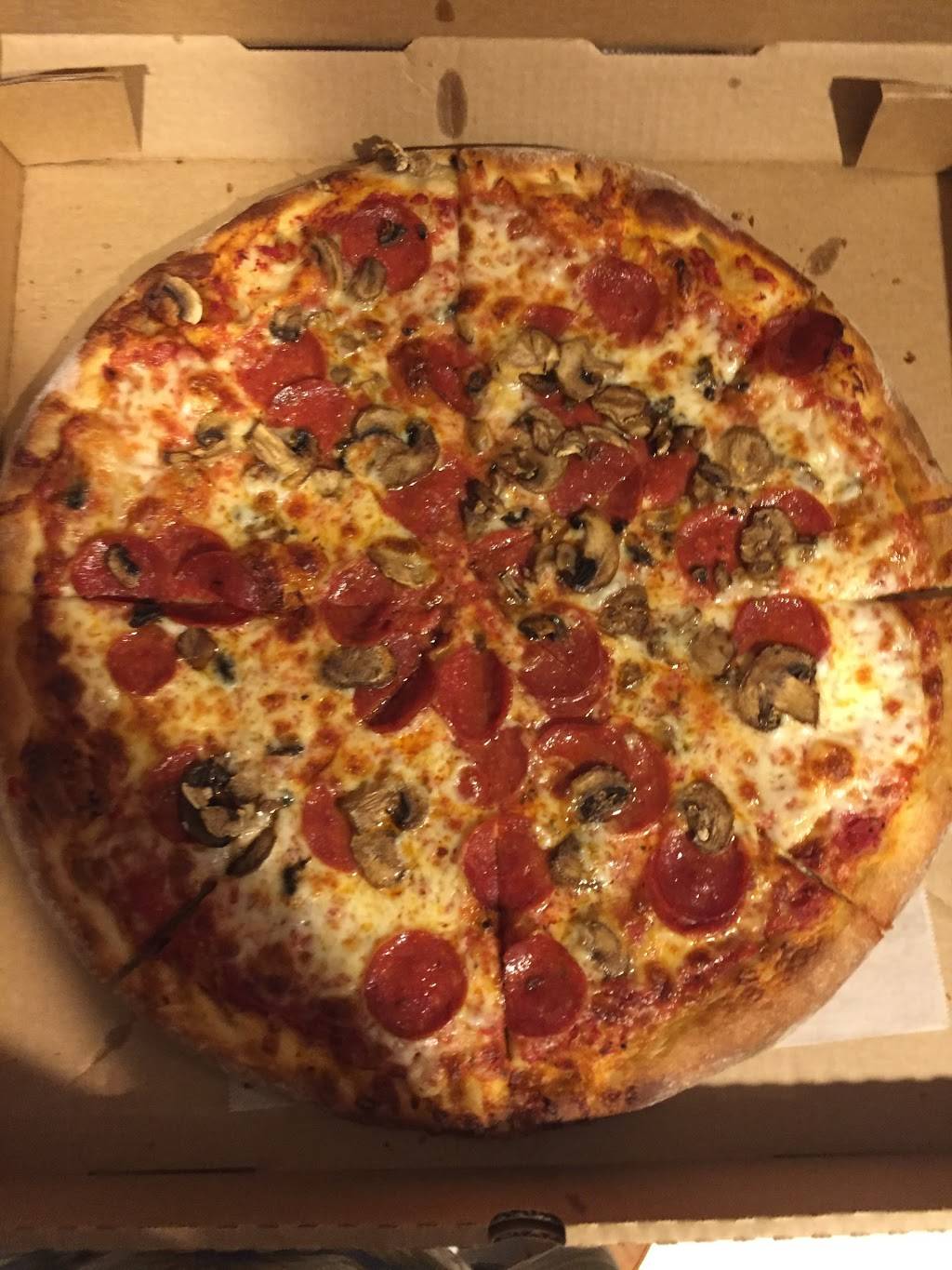 Cilluffos Pizza & Pasta | restaurant | 6065 SW 18th St, Boca Raton, FL 33433, USA | 5613918388 OR +1 561-391-8388