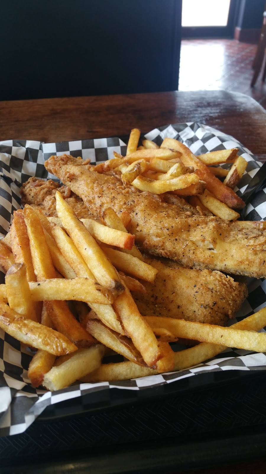 Village Burger | restaurant | 920 Old Liverpool Rd, Liverpool, NY 13088, USA | 3155655324 OR +1 315-565-5324