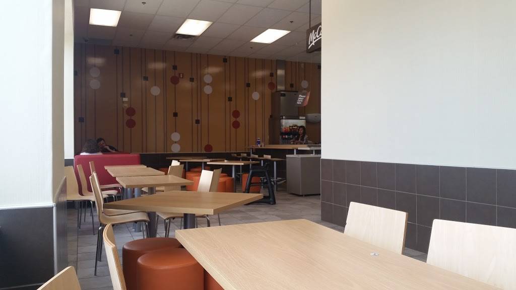McDonalds | cafe | 3155 Argentia Rd, Mississauga, ON L5N 8E1, Canada | 9058243728 OR +1 905-824-3728