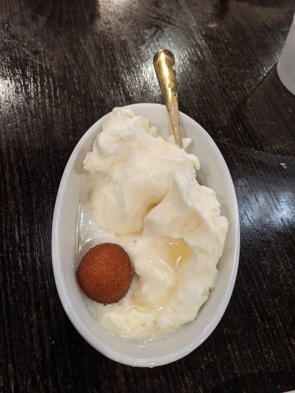 The Indian Sweet House & Restaurant | restaurant | 545 Steeles Ave W, Brampton, ON L6Y 4E7, Canada | 9054576969 OR +1 905-457-6969