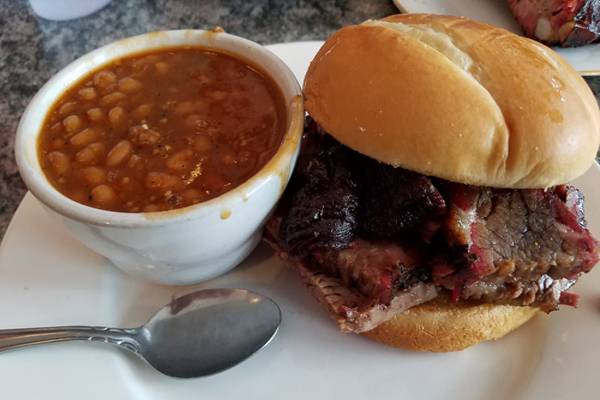 J and L BBQ Everett | restaurant | 2915 Colby Ave, Everett, WA 98201, USA | 4252593222 OR +1 425-259-3222