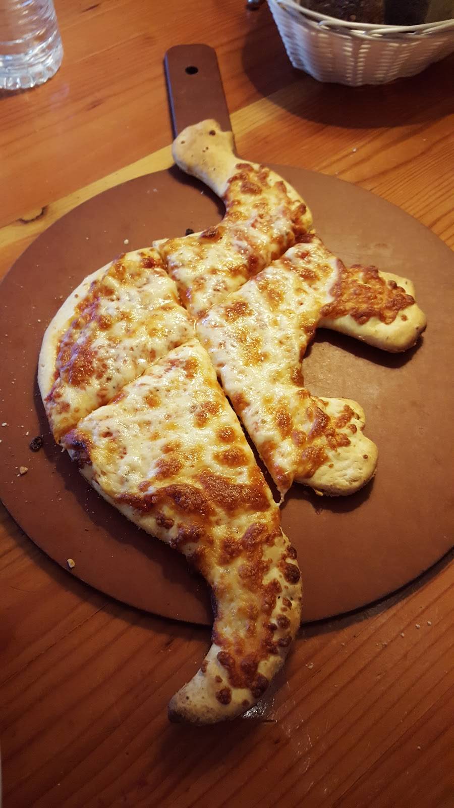 Big Tomato Pizzeria | meal delivery | 1109 Central Ave, Wilmette, IL 60091, USA | 8472561800 OR +1 847-256-1800