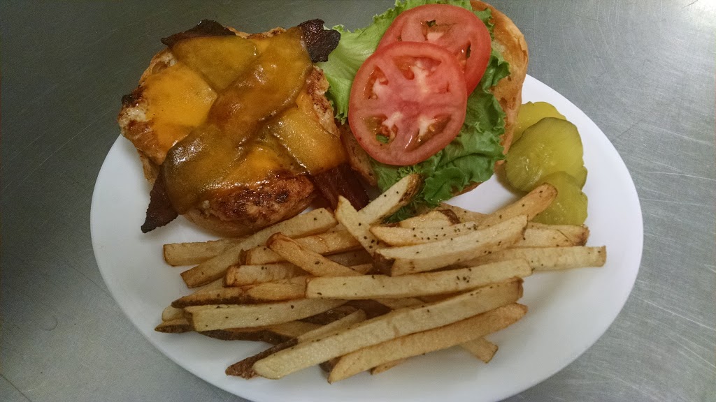 Rosalies Restaurant, Bakery and Lounge | bakery | 9 8th Ave E, Sisseton, SD 57262, USA | 6056987401 OR +1 605-698-7401