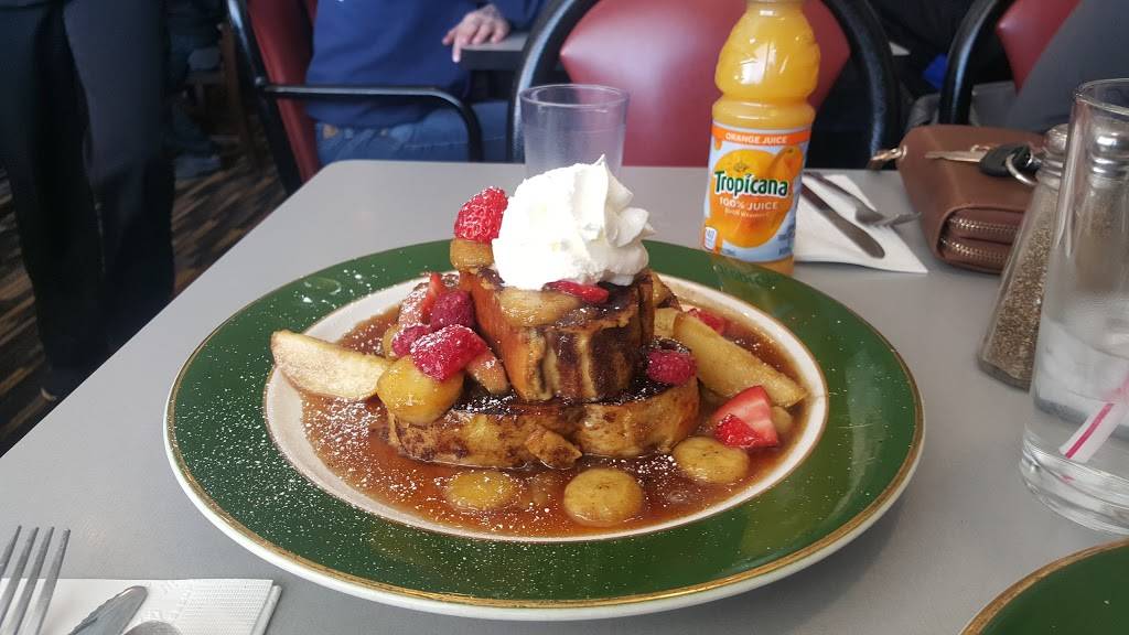 Spencerport Hots | restaurant | 500 S Union St, Spencerport, NY 14559, USA | 5853494687 OR +1 585-349-4687