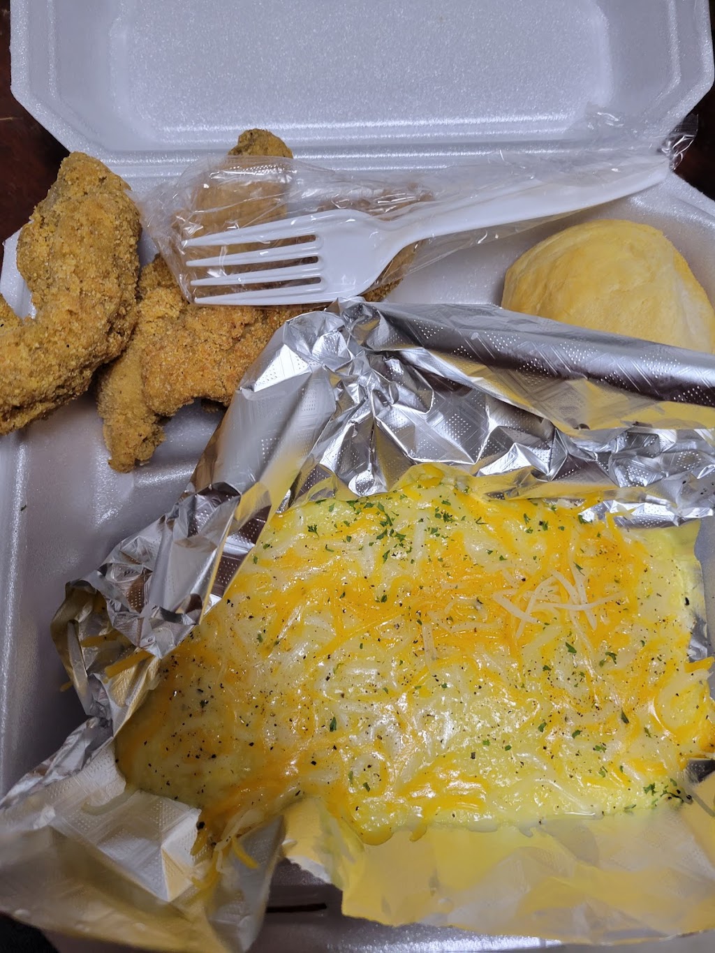 TRINAS SEAFOOD AND MORE | restaurant | 3400 McGehee Rd, Montgomery, AL 36111, USA | 3344094233 OR +1 334-409-4233