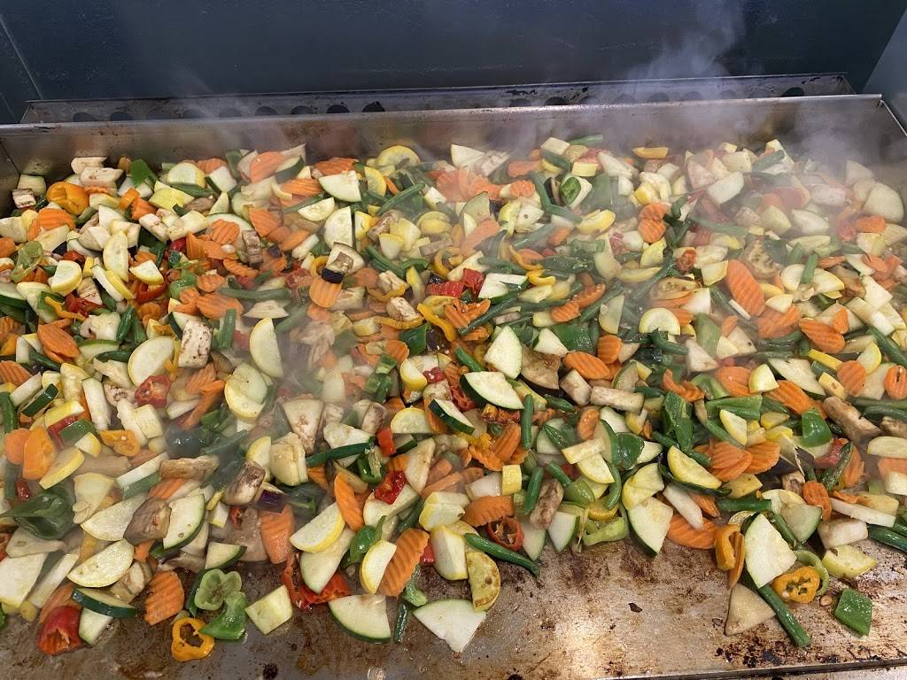 Front Porch Foodies | restaurant | 5448 N Clinton St, Terre Haute, IN 47805, USA | 8129171890 OR +1 812-917-1890