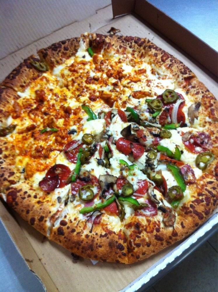 Red Runner Pizza | restaurant | 2210 El Camino Ave, Sacramento, CA 95821, USA | 9169223122 OR +1 916-922-3122