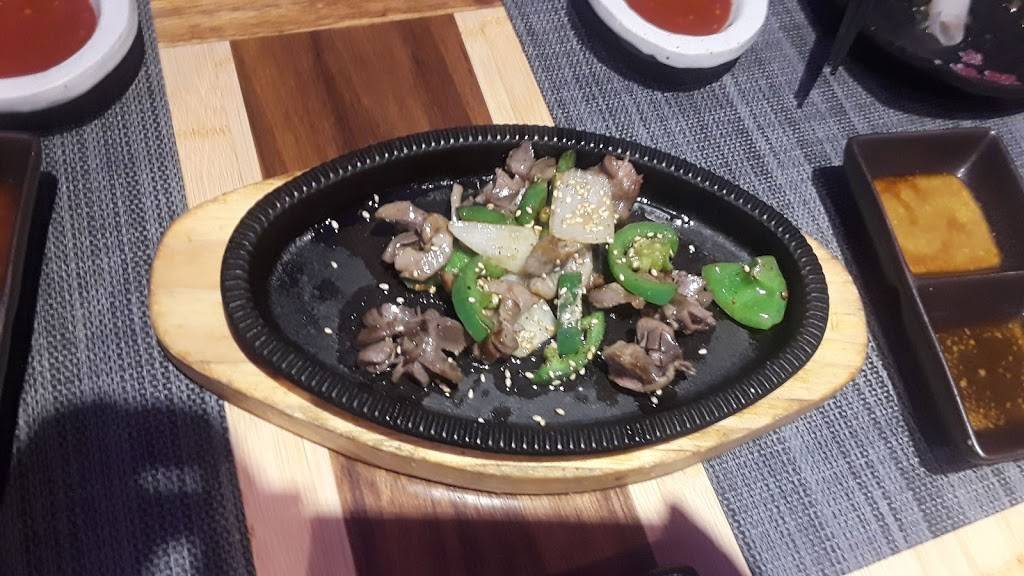 동원 회 참치 | restaurant | 41-19 162nd St, Flushing, NY 11358, USA | 7189611761 OR +1 718-961-1761