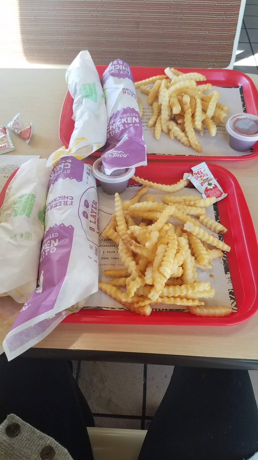 Del Taco | meal takeaway | 11053 E I25 Frontage Rd, Longmont, CO 80504, USA | 3034856379 OR +1 303-485-6379