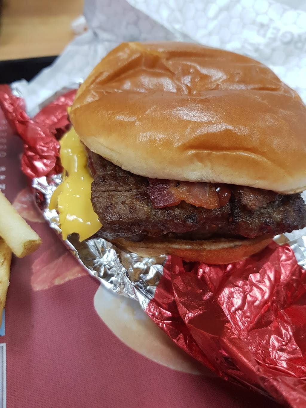 Wendys | restaurant | 5215 Spring Valley Rd, Dallas, TX 75254, USA | 9725913628 OR +1 972-591-3628