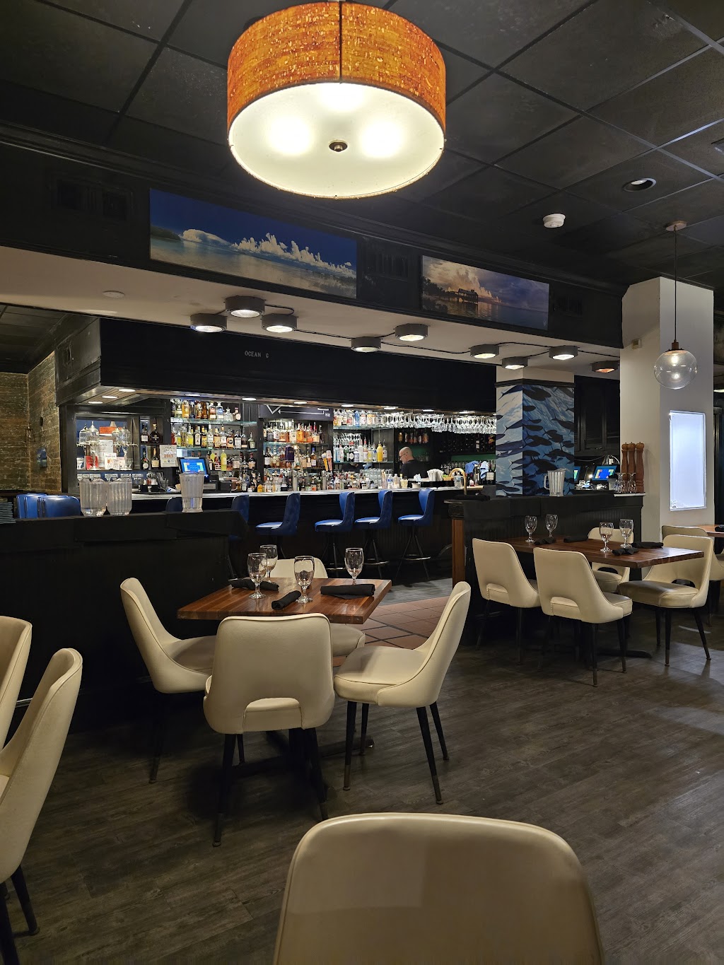 Ocean Grill & Bar | restaurant | 1075 Duval St, Key West, FL 33040, USA | 3052964300 OR +1 305-296-4300