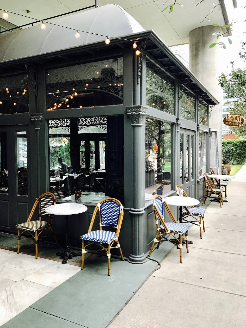Mercat Bistro | restaurant | 2550 Harry Hines Blvd, Dallas, TX 75201, USA | 2149530917 OR +1 214-953-0917