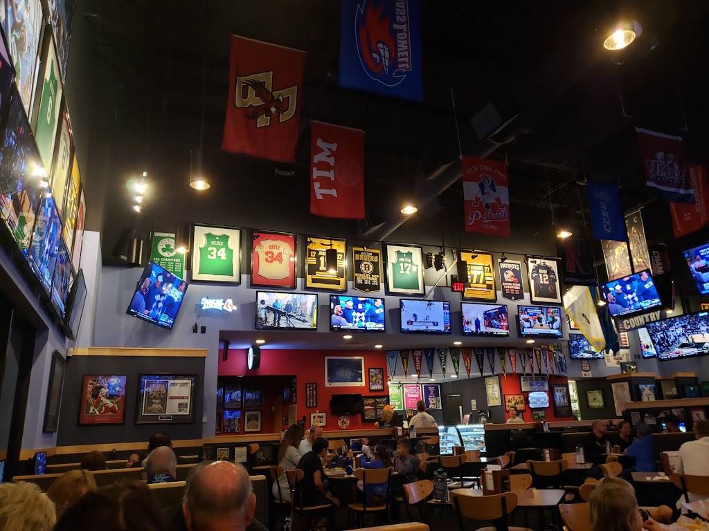 Foxboro Sports Tavern Bonita | restaurant | 25271 Chamber of Commerce Dr, Bonita Springs, FL 34134, USA | 2399922337 OR +1 239-992-2337