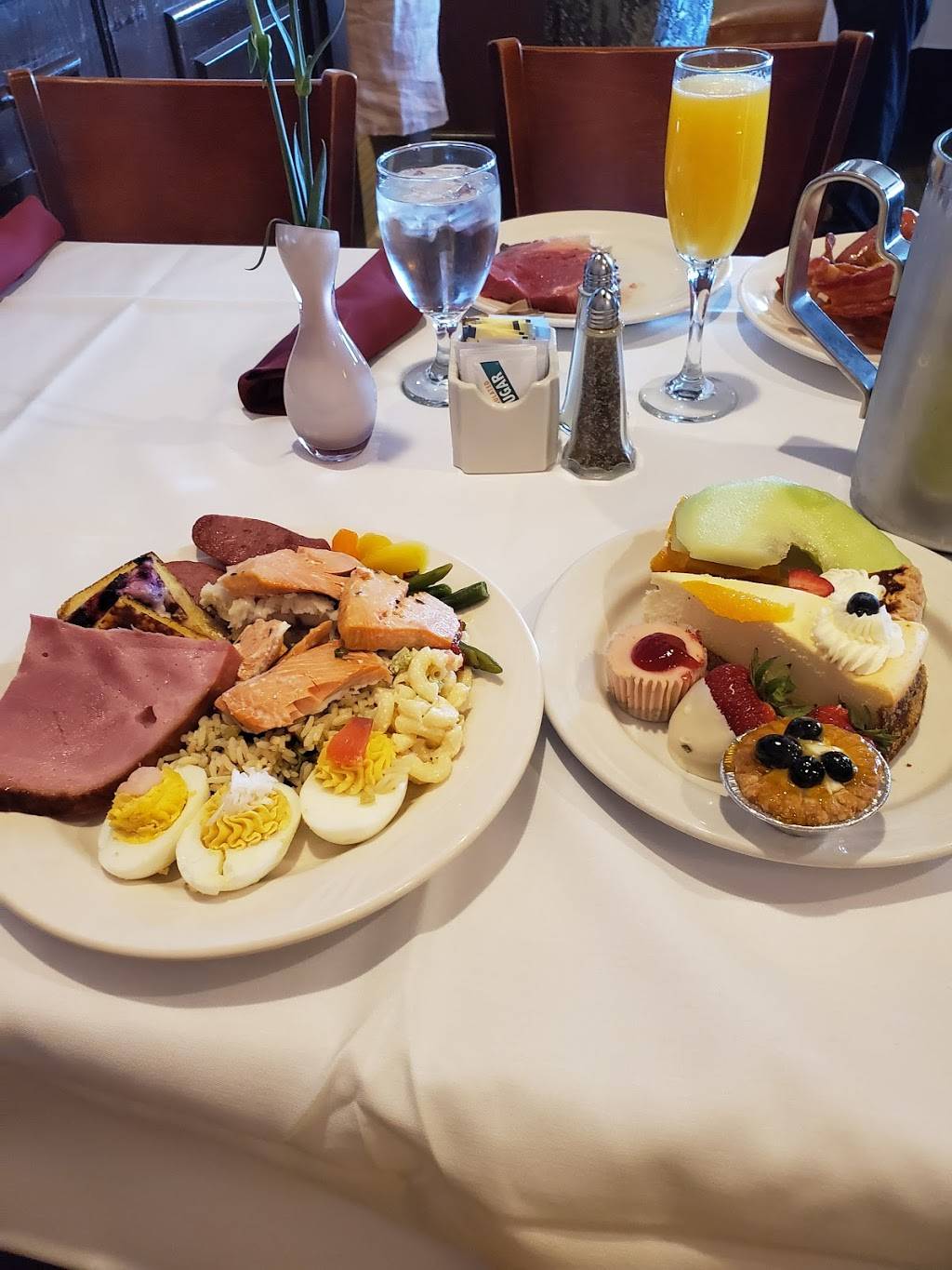 The Deck at Lake Hood | restaurant | 4801 Spenard Rd, Anchorage, AK 99517, USA | 9072662249 OR +1 907-266-2249