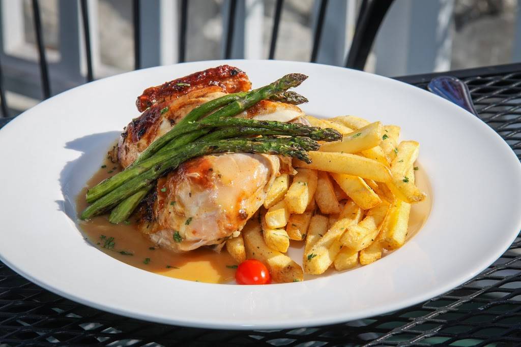 Marys Bistro Draught House | restaurant | 7463 Main St, Mackinac Island, MI 49757, USA | 9068479911 OR +1 906-847-9911