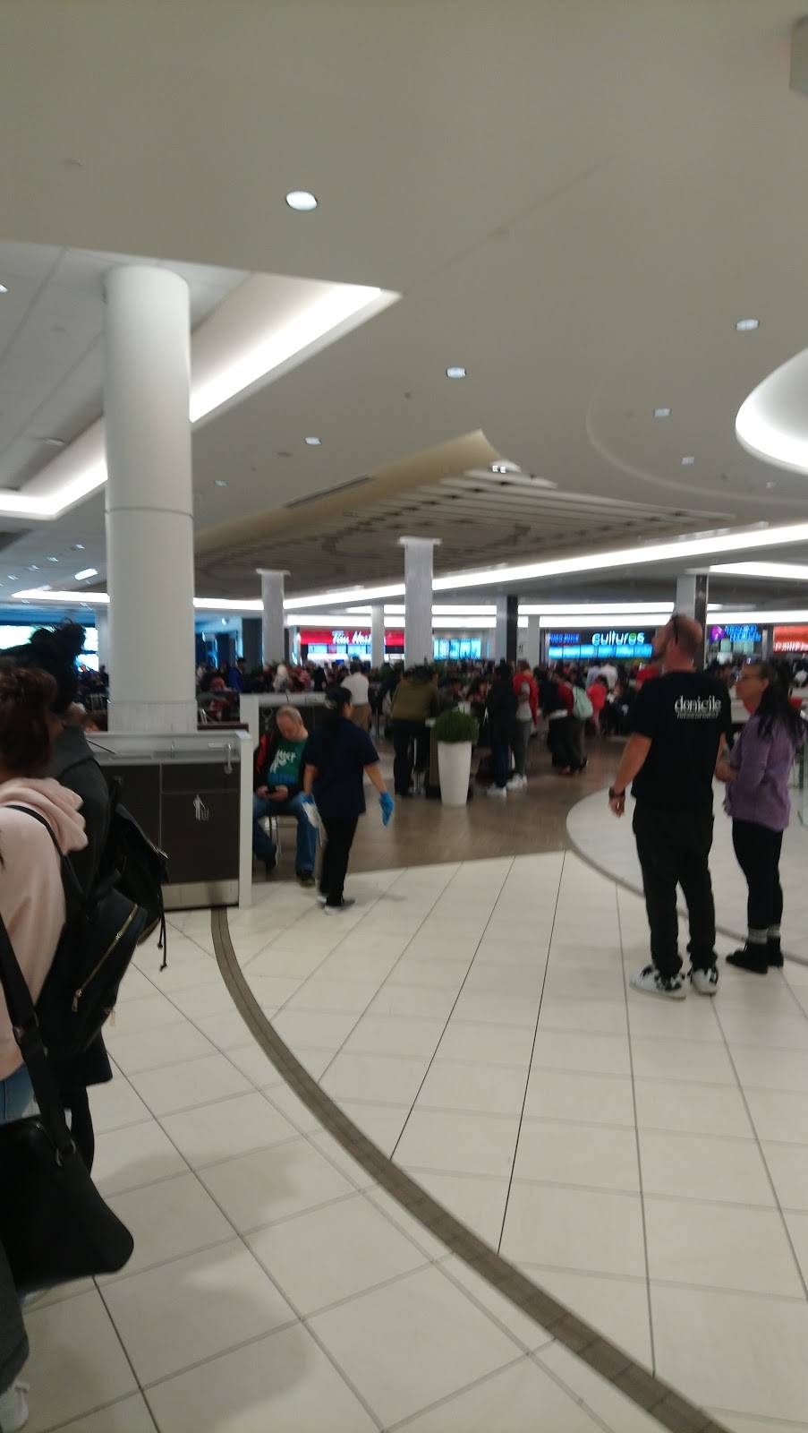 Macs sushi | restaurant | Shopping Centre, 100 Bayshore Dr, Nepean, ON K2B 8S8, Canada | 8777362871 OR +1 877-736-2871