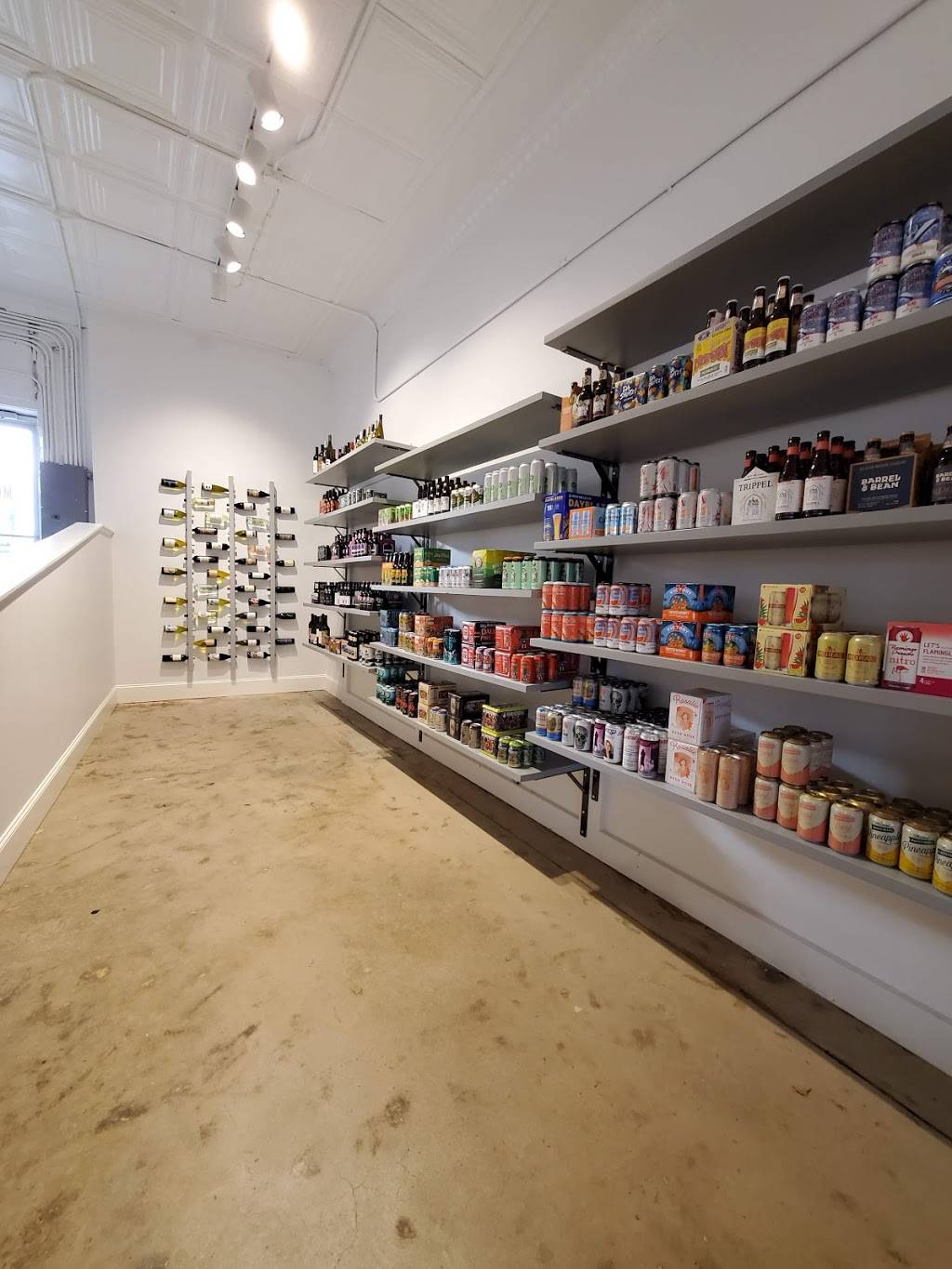 MPOURIUM | restaurant | 814 Dickinson Ave, Greenville, NC 27834, USA | 2525658773 OR +1 252-565-8773