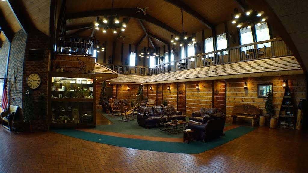 RiverBank Lodge | restaurant | 522 S 6th St, Petersburg, IL 62675, USA | 2176320202 OR +1 217-632-0202