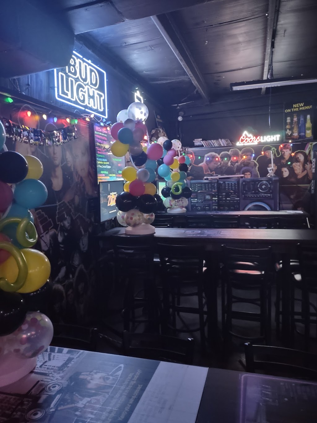 80s Bar and Grill | restaurant | 1820 US-77 BUS, San Benito, TX 78586, USA | 9562812180 OR +1 956-281-2180