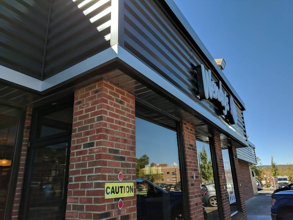Wendys | restaurant | 701 N Main St, Blacksburg, VA 24060, USA | 5405527139 OR +1 540-552-7139