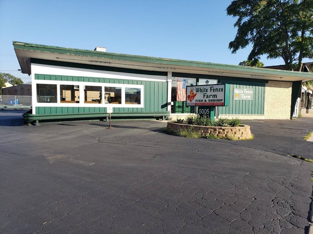 White Fence Farm Carry Out | restaurant | 5005 Fairview Ave, Downers Grove, IL 60515, USA | 6309645505 OR +1 630-964-5505