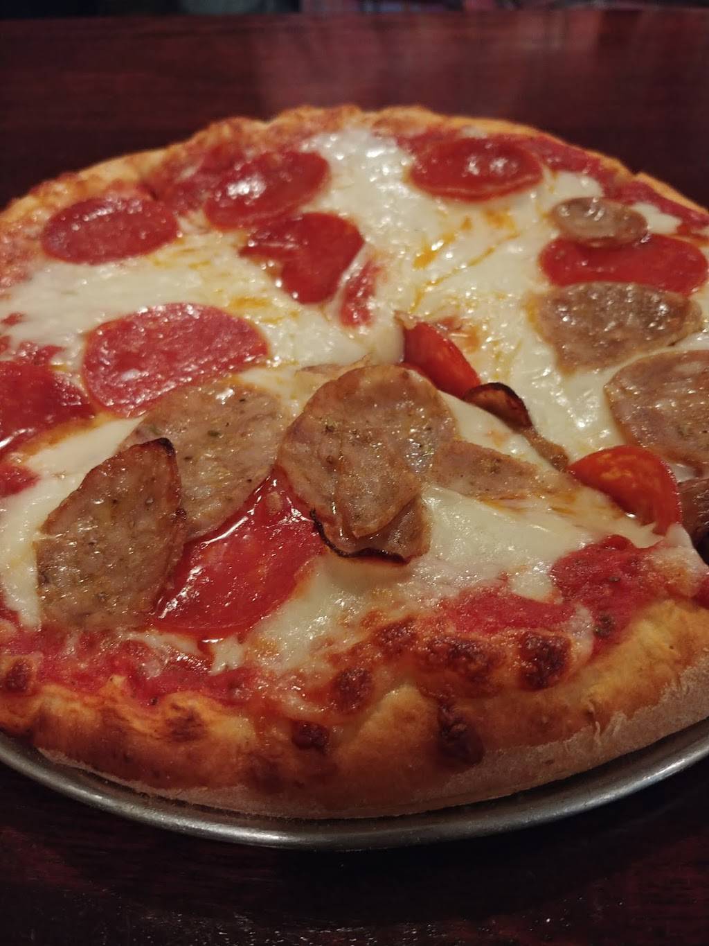 New York J & P Pizza | restaurant | 26027 Ridge Rd, Damascus, MD 20872, USA | 3012531600 OR +1 301-253-1600