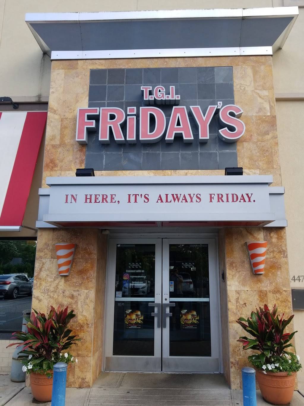 TGI Fridays | restaurant | 1445 Northern Blvd, Manhasset, NY 11030, USA | 5168699300 OR +1 516-869-9300