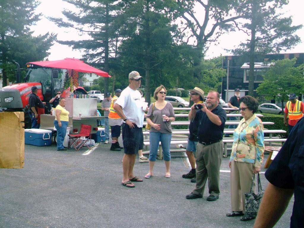 The Hot Dog Guyz | meal takeaway | 1107 Briggs Rd, Lexington, NC 27292, USA | 3363090189 OR +1 336-309-0189