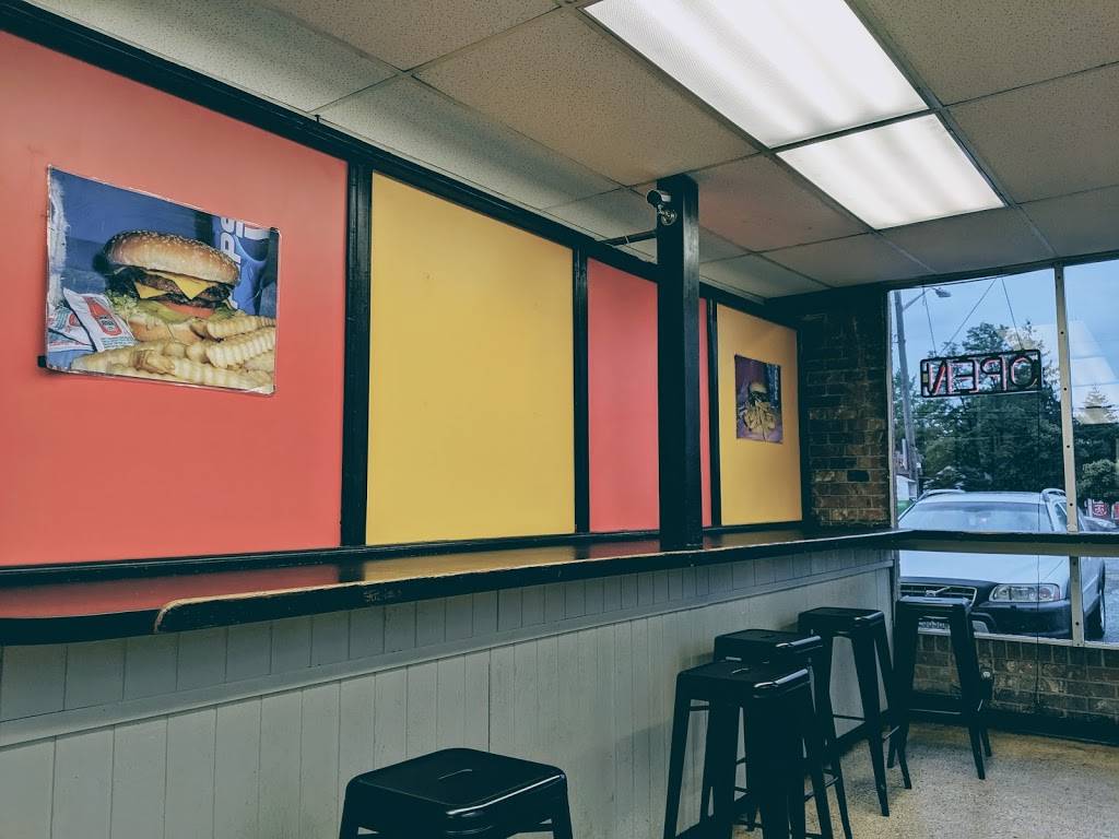 Smokeys Char-Broiled | restaurant | 12806 1st Ave S, Burien, WA 98168, USA | 2062422550 OR +1 206-242-2550