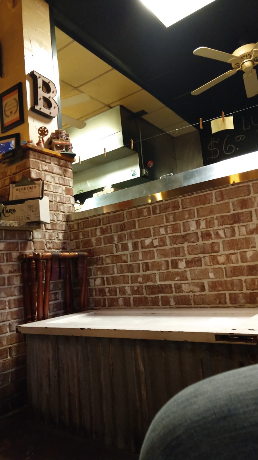 Brickyard Pizzeria | restaurant | 4819 Kerry Forest Pkwy, Tallahassee, FL 32309, USA | 8505627425 OR +1 850-562-7425